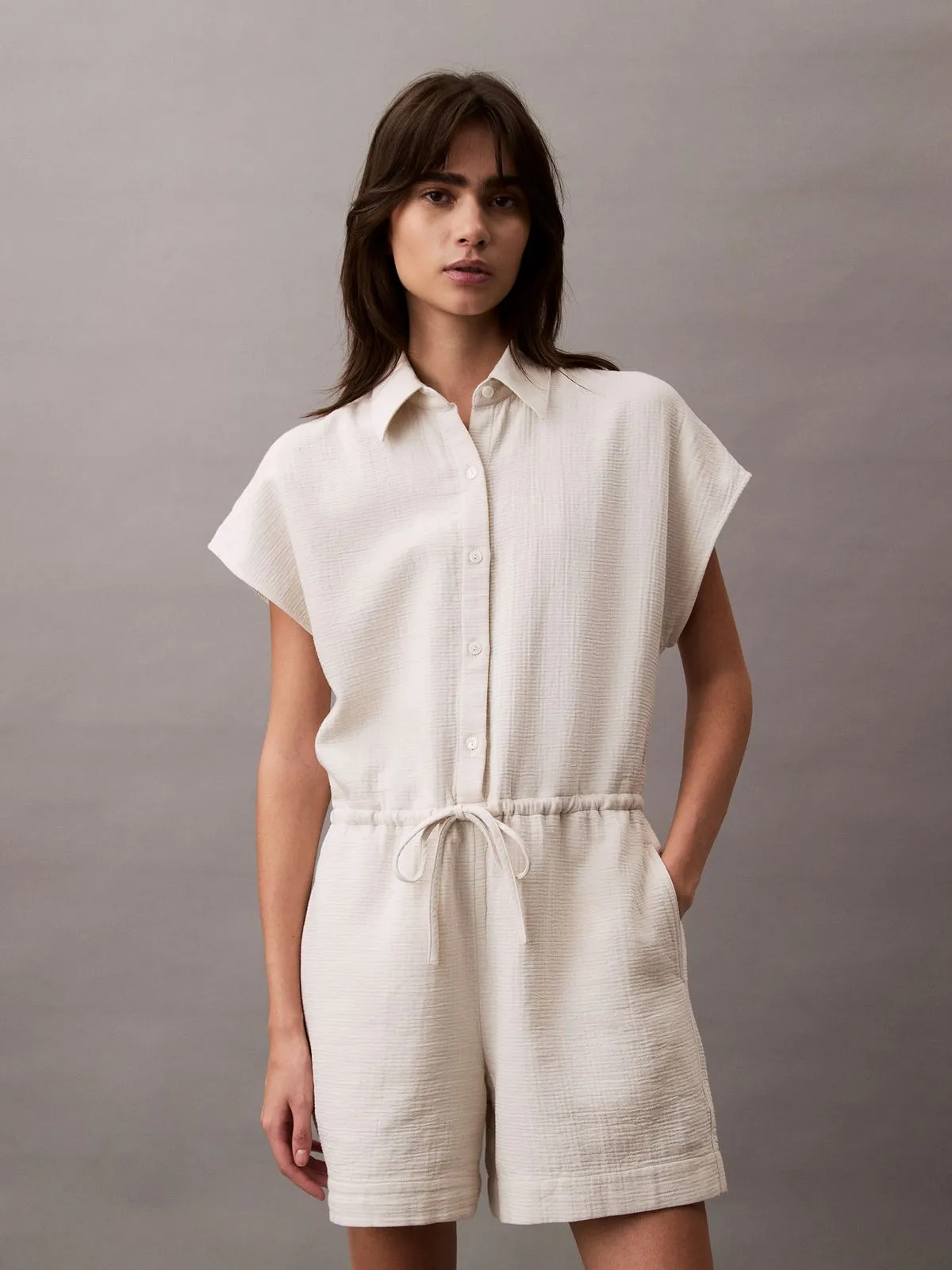 Enterizo Corto con Cierre de Botones